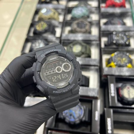 G-SHOCK GD-100-1B